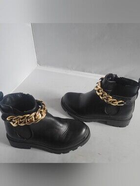 Steve Madden Boots Womens 5 Amulet Chain Chelsea Ankle Bootie Black Faux Leather